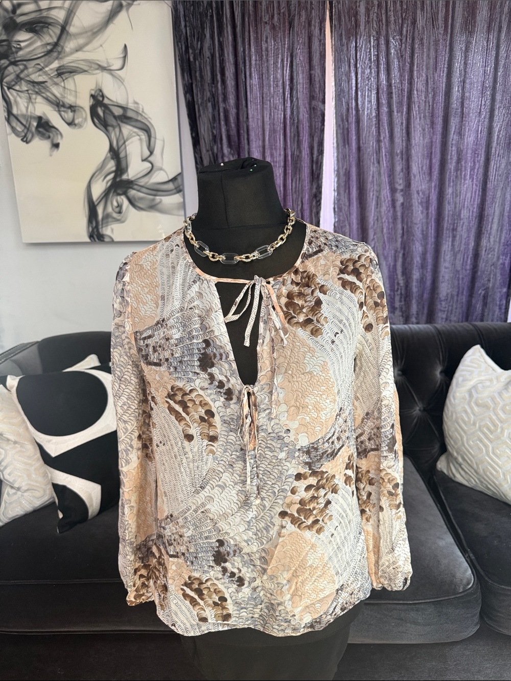 BCBGMaxAzria Beige Brown Gray Print Tie-Neck Blouse